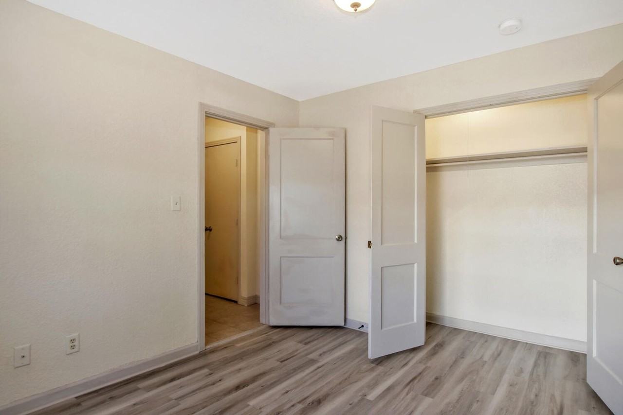 Bel Aire Oliver Apartments - Photo 5 of 30