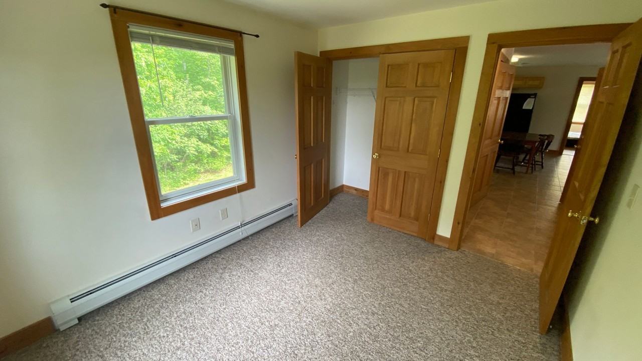 275-279 Mast Rd. - Photo 6 of 18