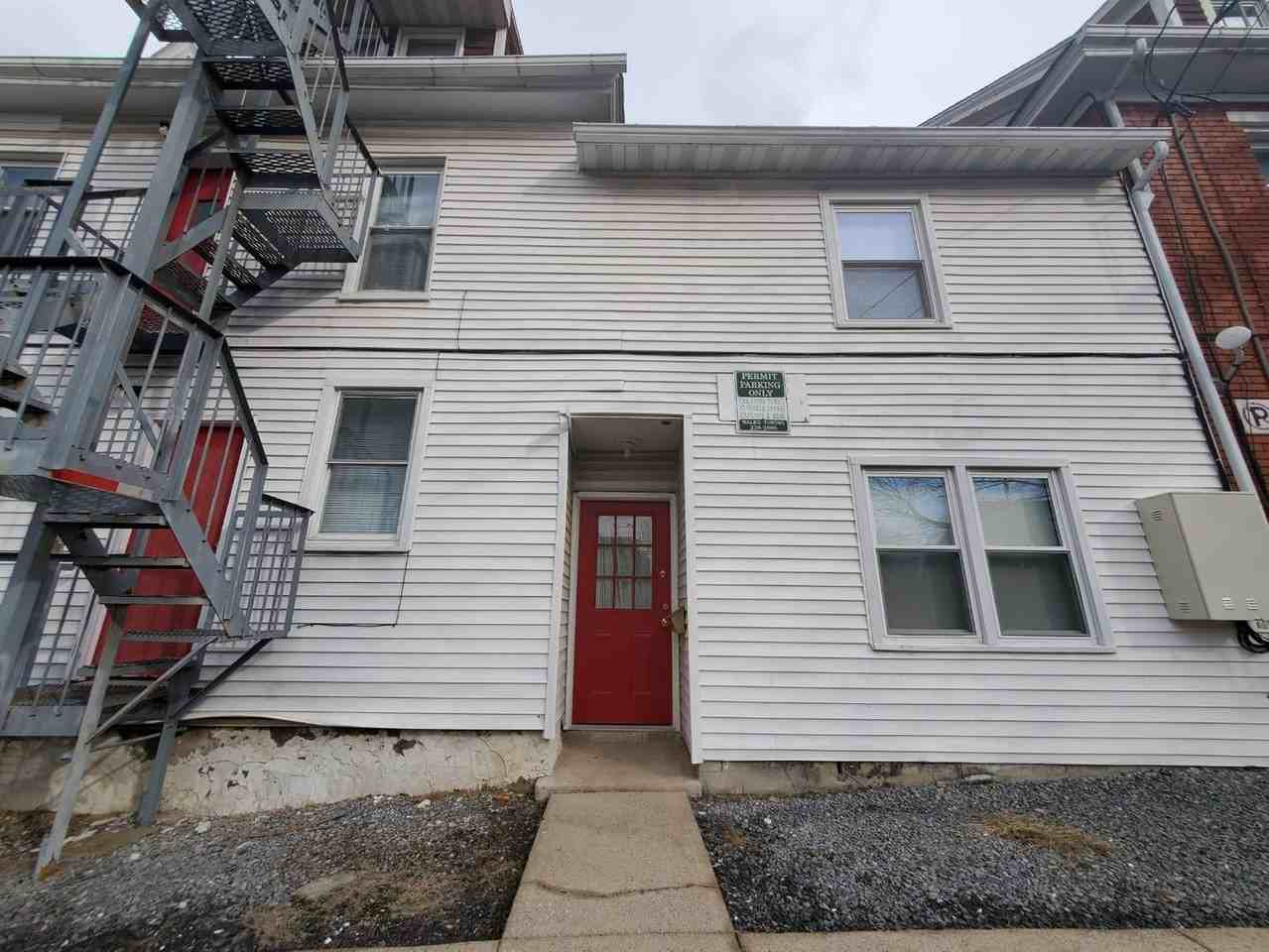 102 W Nittany Ave - Photo 4 of 17