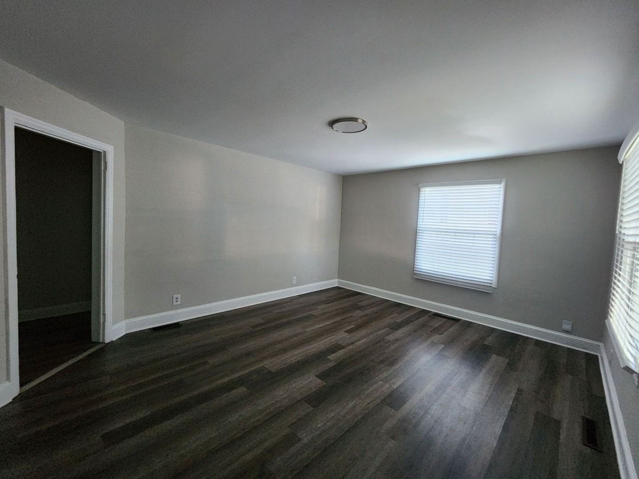 3139 Anderson Dr - Photo 2 of 10