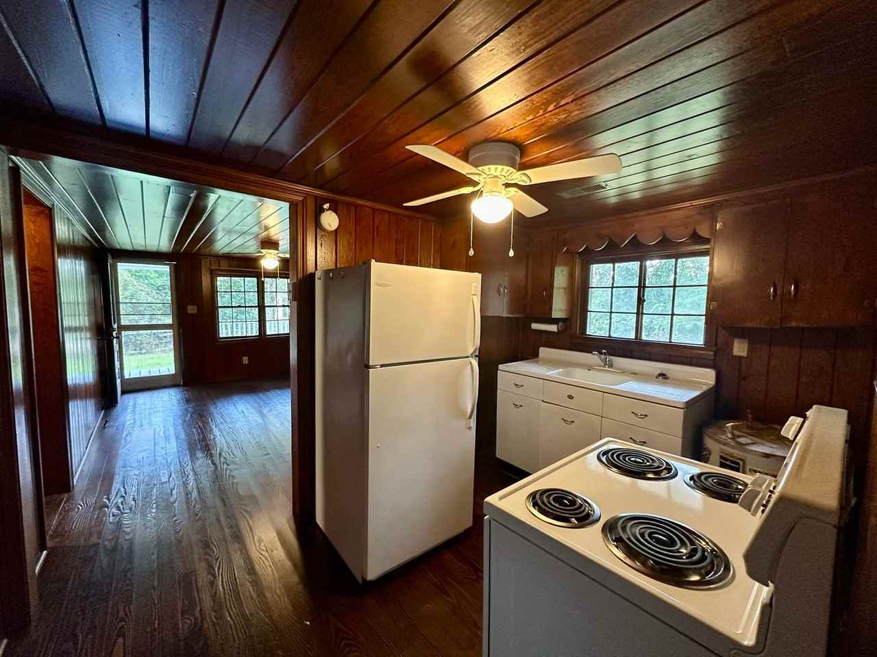 12 Hagood St - Photo 3 of 8