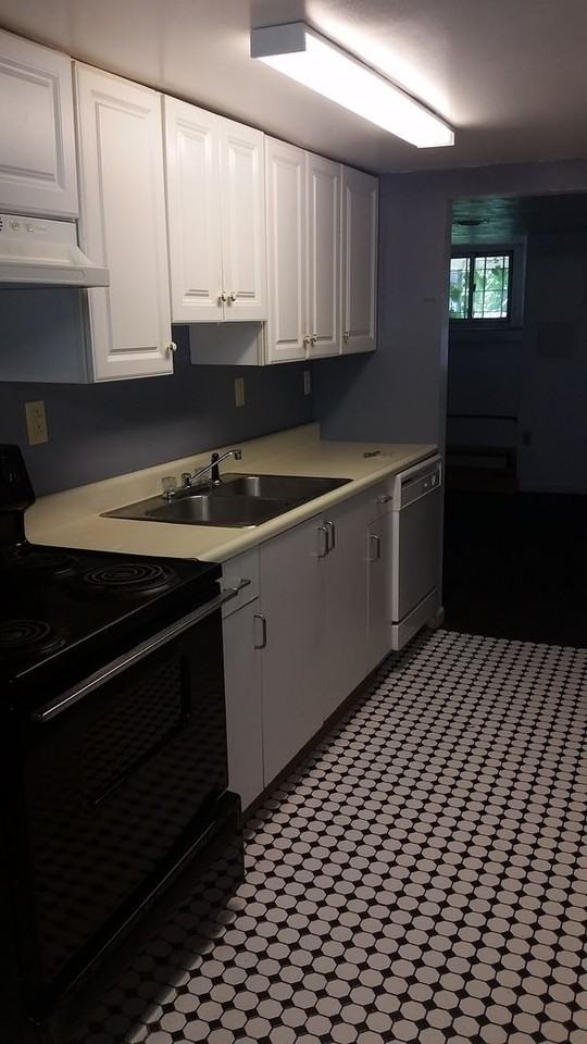 3329 WARD ST - Photo 2 of 47