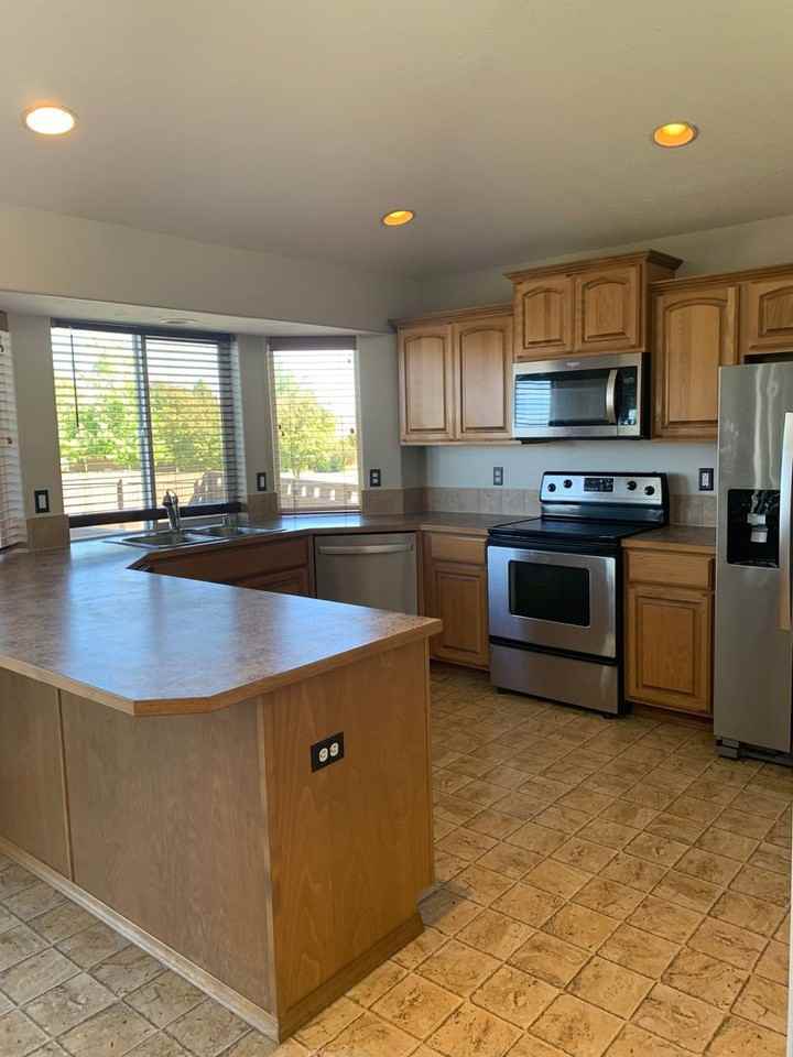 6102 S Brookhaven St - Photo 3 of 20