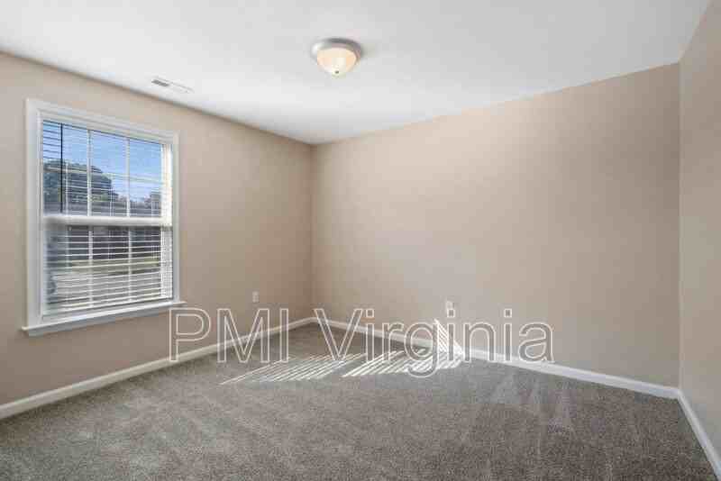 66 Carver Cir - Photo 2 of 24