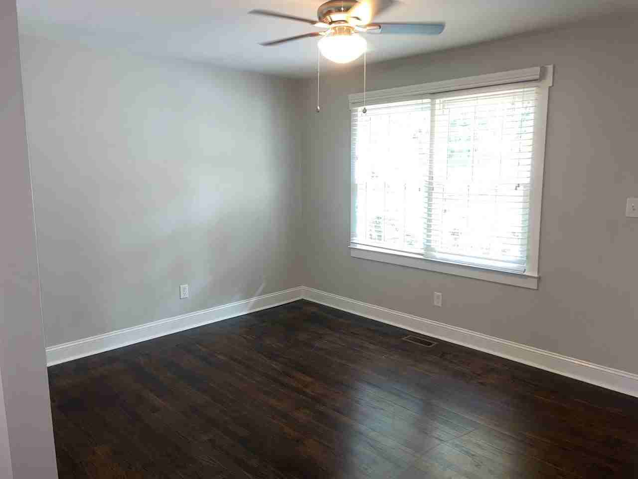 1826 Merriman Ave - Photo 4 of 9