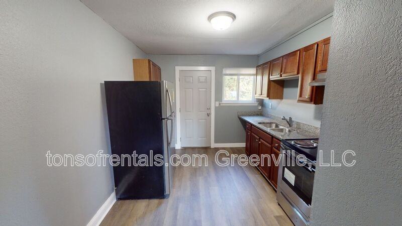 84 W Park Dr - Photo 5 of 11