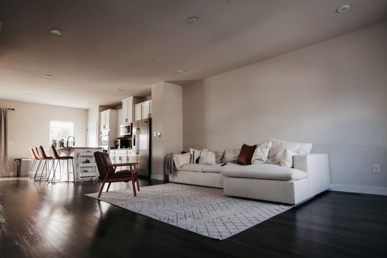 1002 Stern Way - Photo 2 of 13