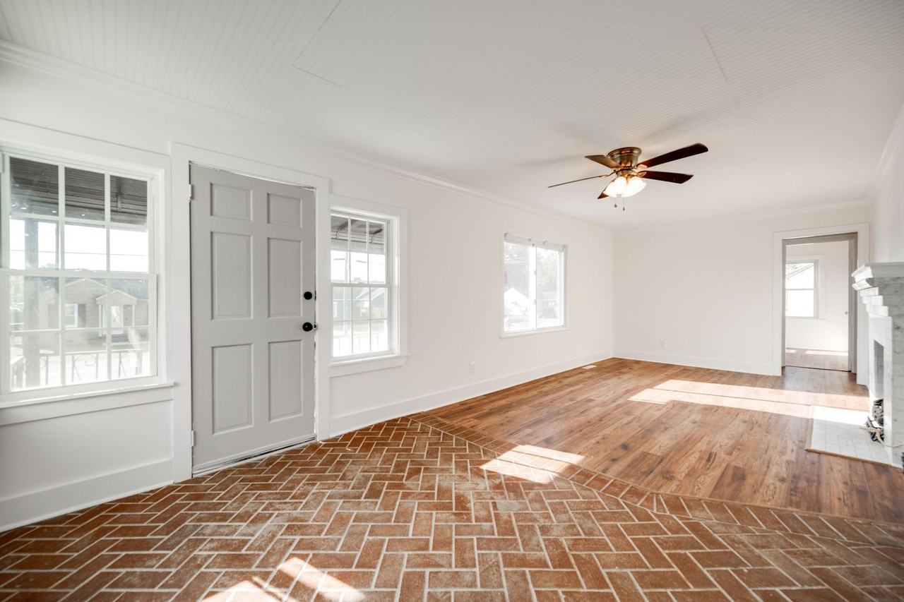 1511 Springvale Rd - Photo 4 of 14