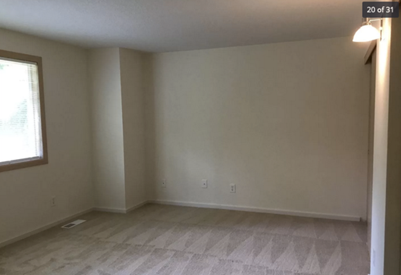 12681 Southwest 133rd Avenue - Photo 5 of 31