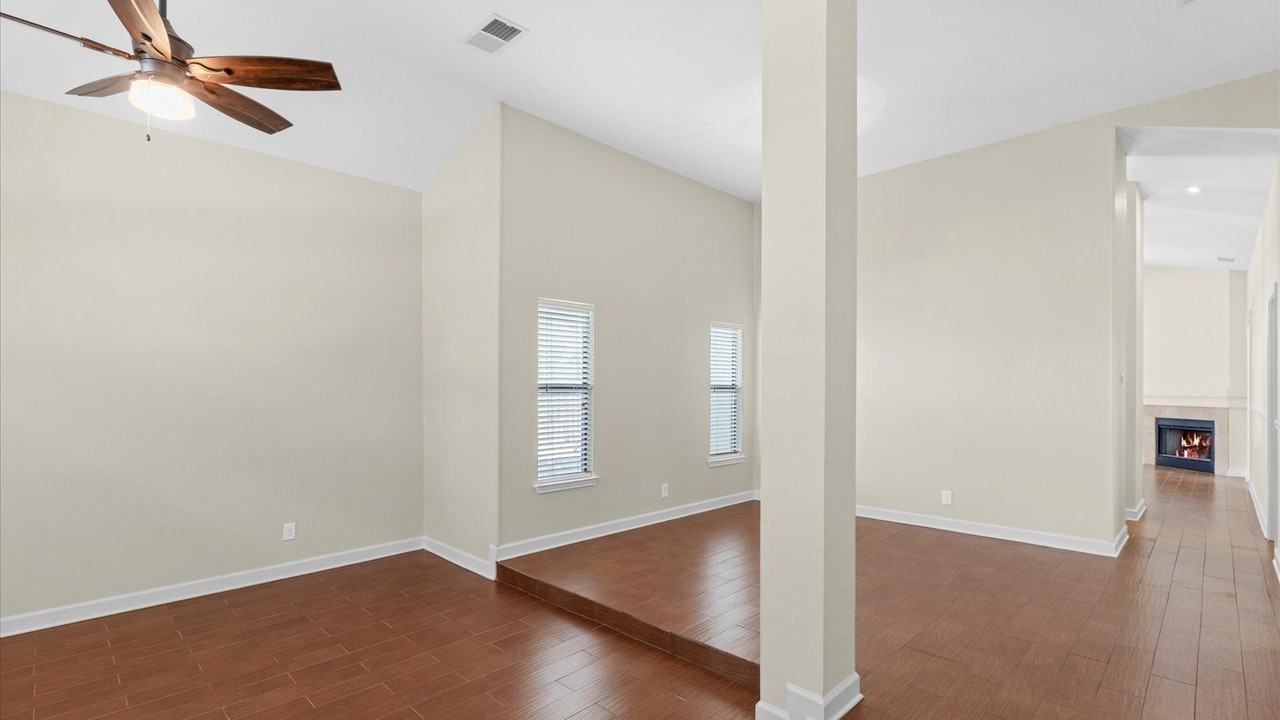7572 Autumn Park - Photo 5 of 27