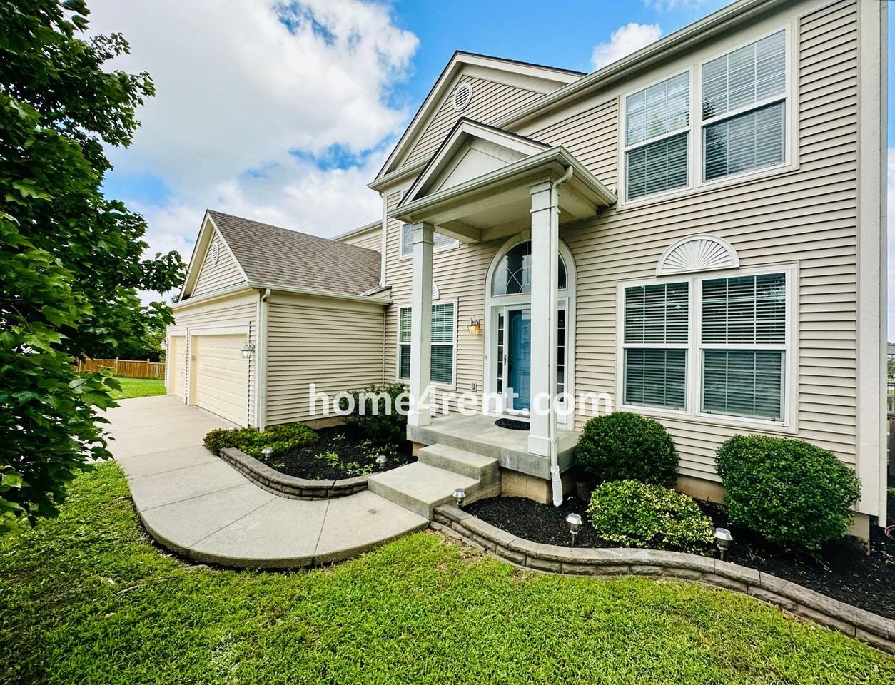 8719 Dunraven St - Photo 2 of 50