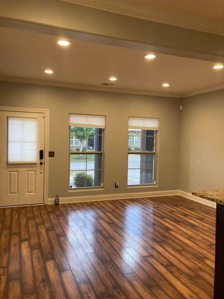 3227 Blue Sky Dr - Photo 3 of 10