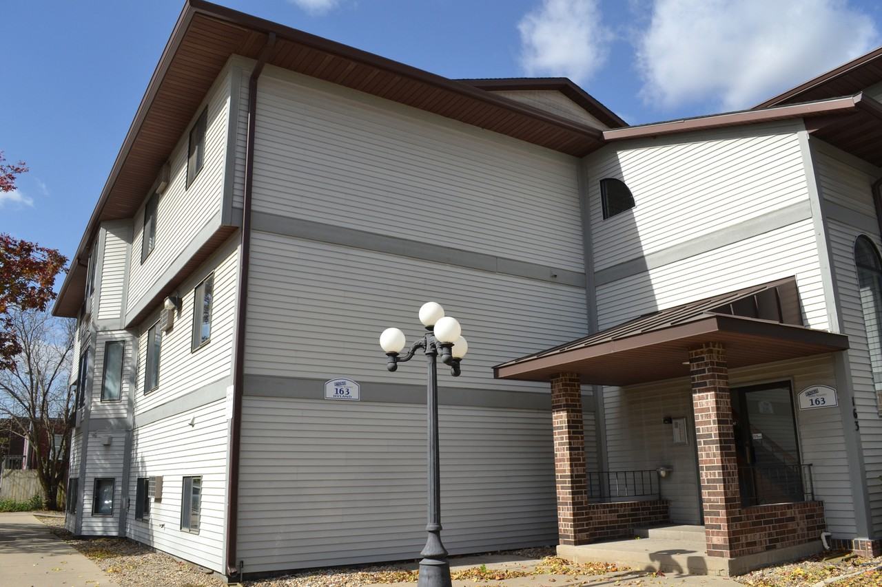 163 N. Hyland - Photo 4 of 4