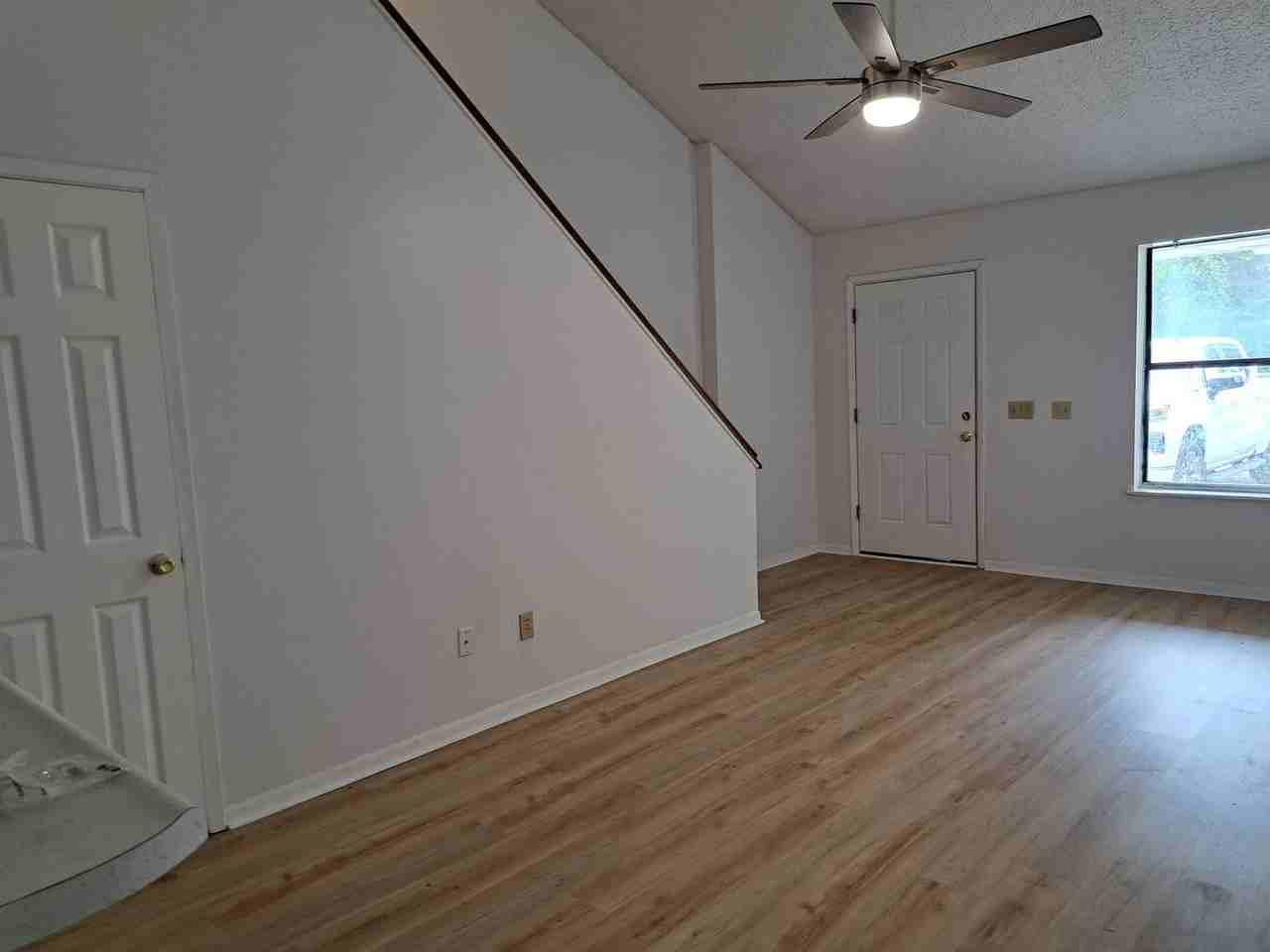 12 Alma Ave #C - Photo 6 of 17