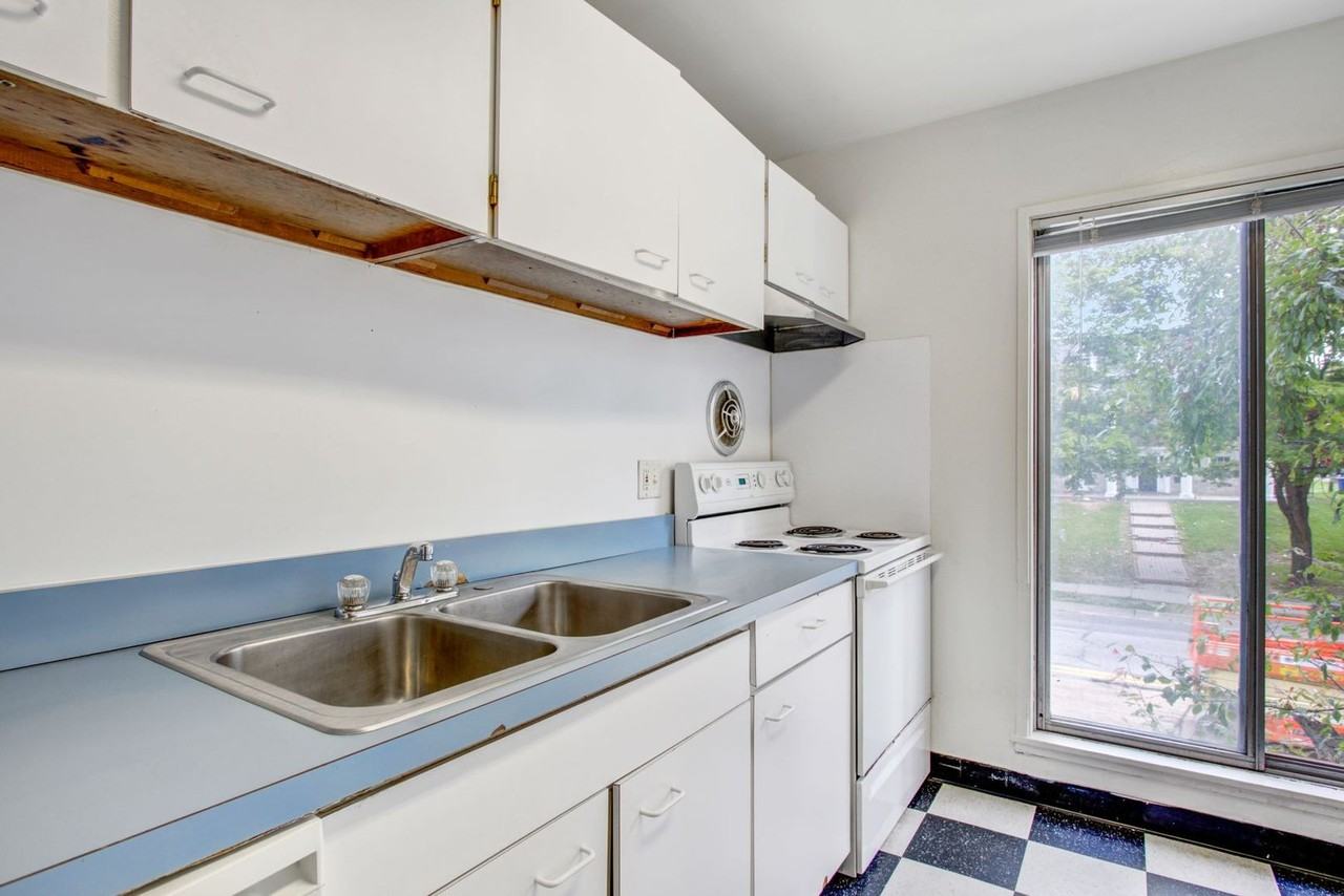 Charter House - Photo 4 of 26