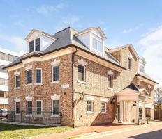 featured image of 727 S Forest Ave