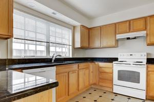 featured image of 727 S Forest Ave