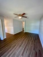 featured image of 29 E Laramie Dr