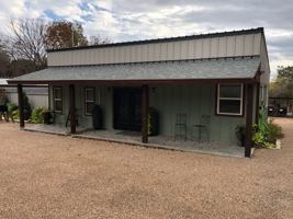 featured image of 553 Cat Track Rd
