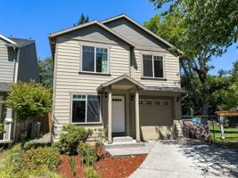 featured image of 10127 Se Ivon