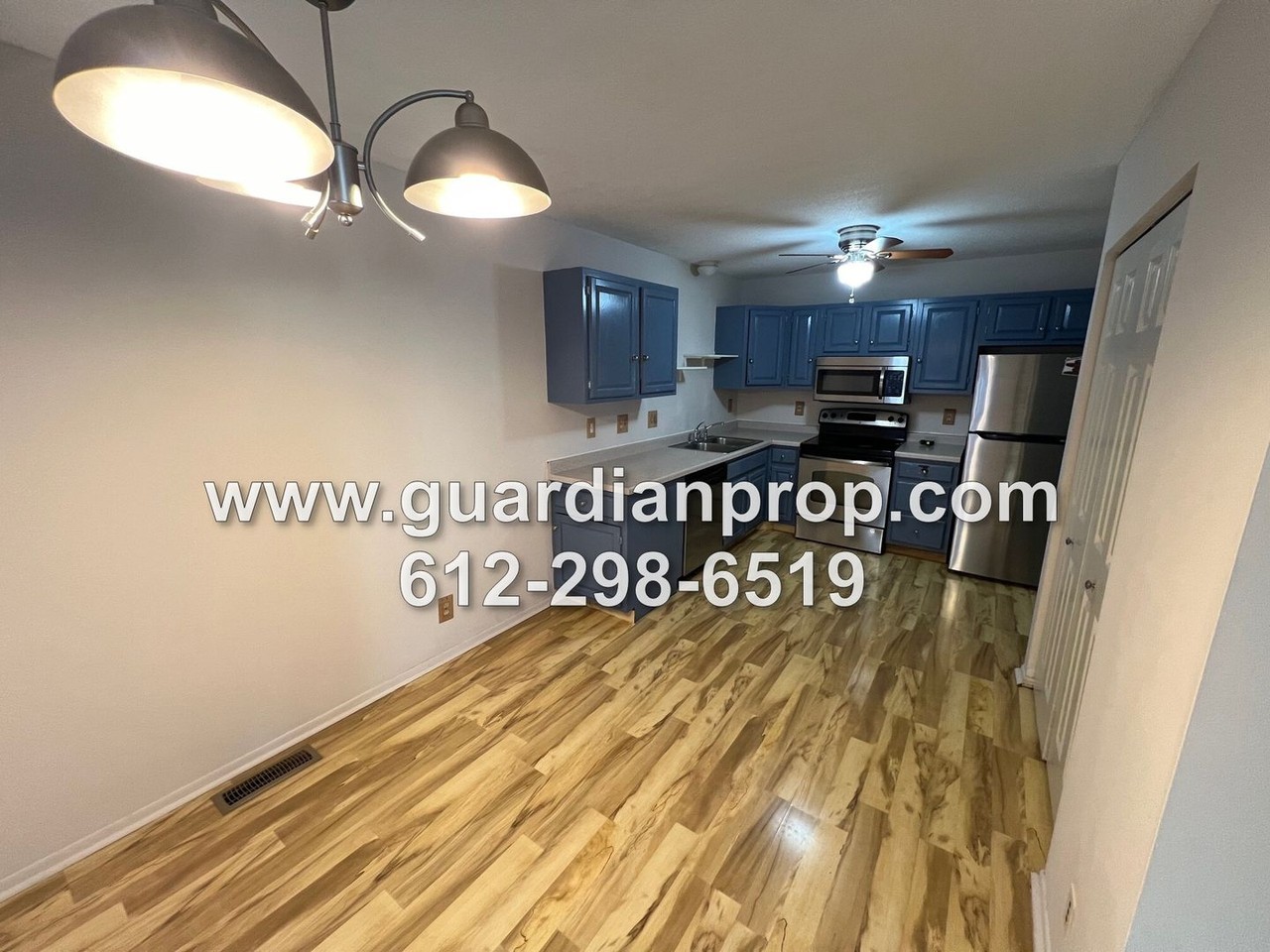 2490 Woodbridge St - Photo 3 of 14