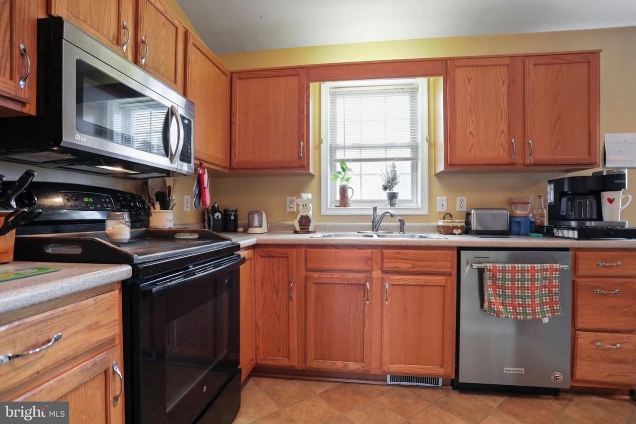 13014 Orchid Dr - Photo 3 of 22