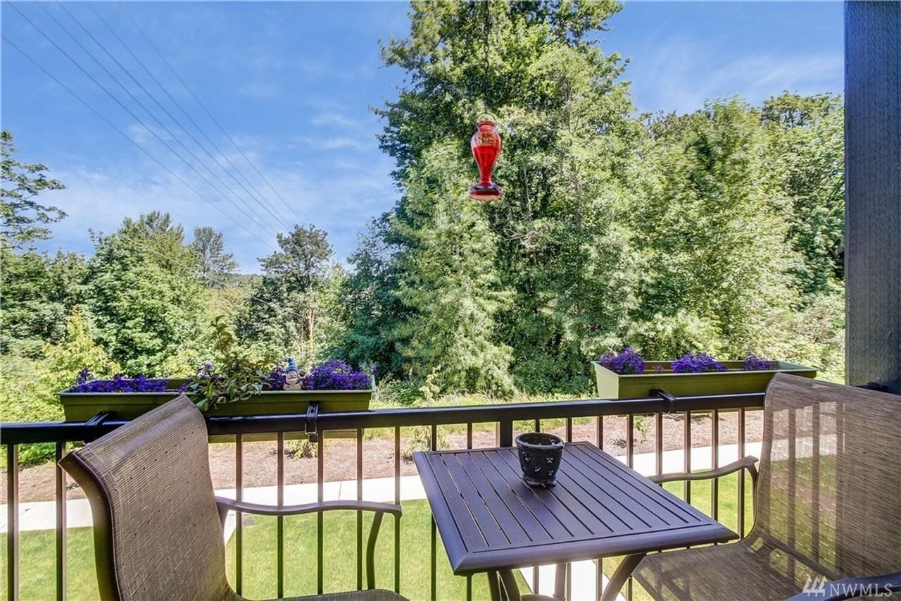 7134 Shinkle Pl Sw - Photo 4 of 15