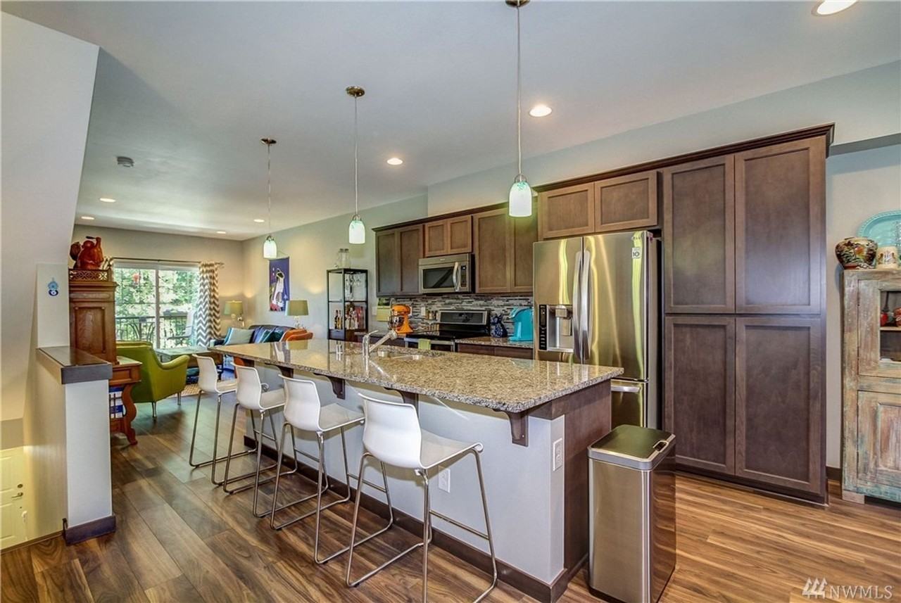 7134 Shinkle Pl Sw - Photo 6 of 15