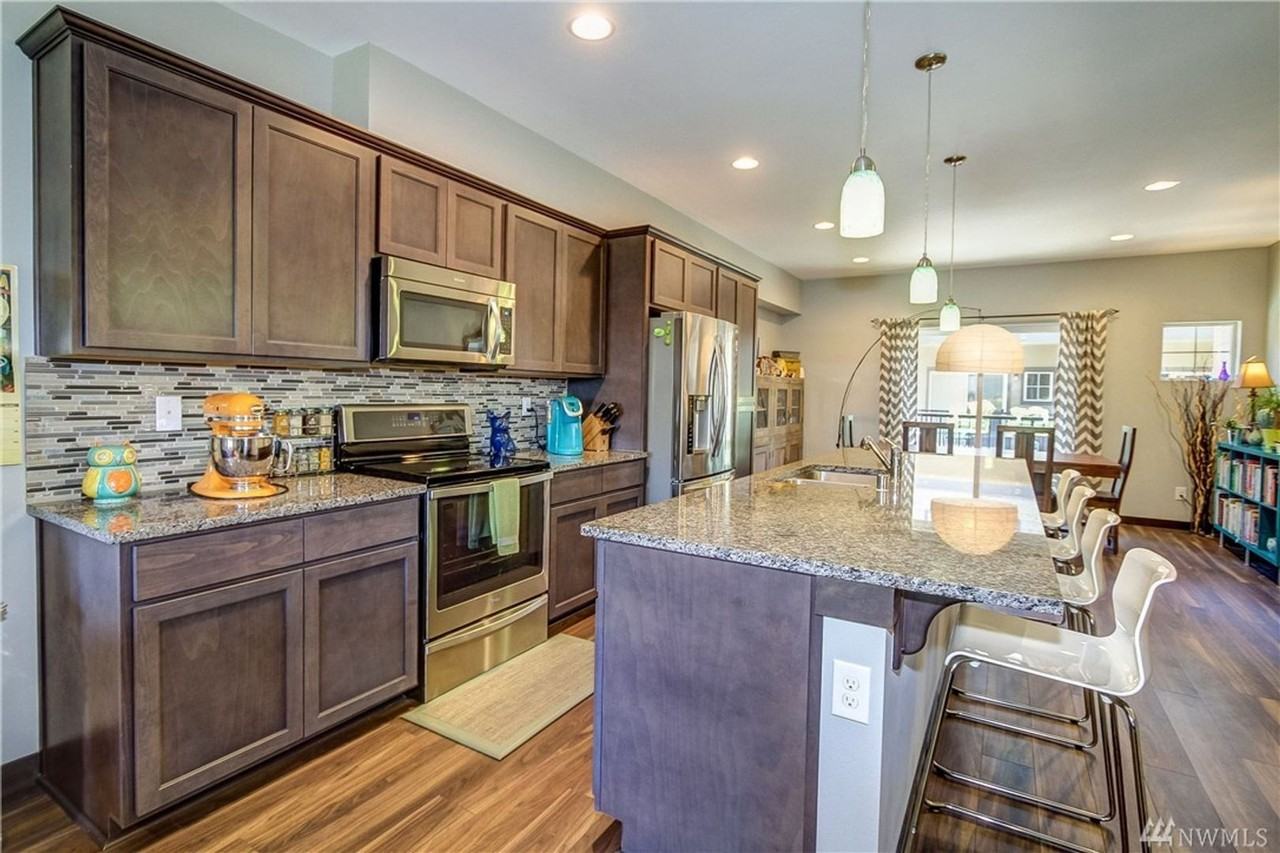 7134 Shinkle Pl Sw - Photo 7 of 15