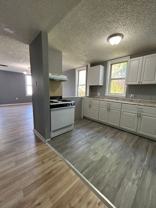 1458 Kenwood Ave - Photo 1 of 1