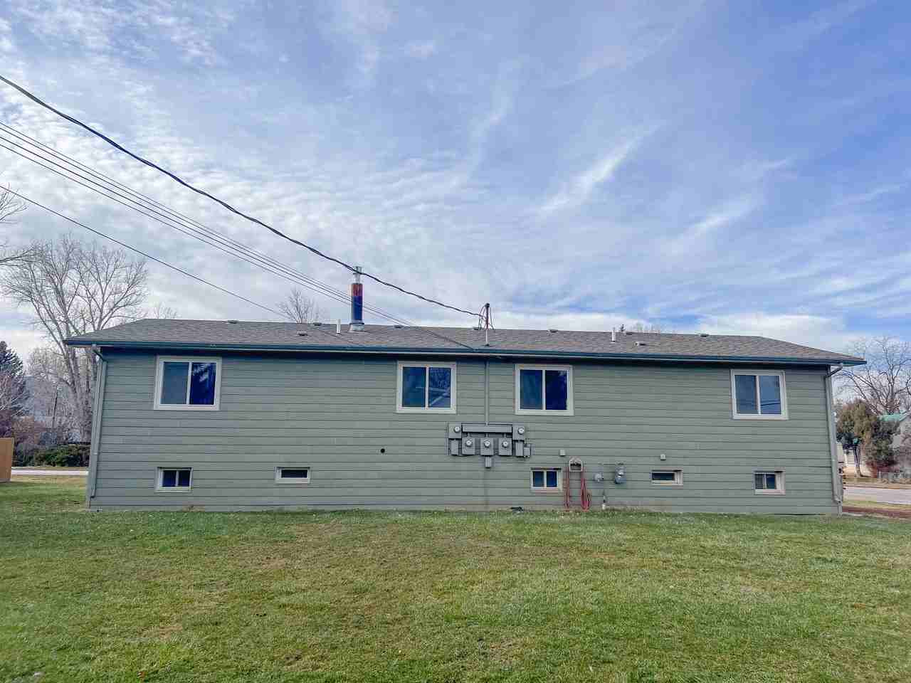 Bendabout Four Plex - Photo 2 of 37