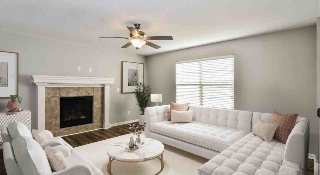 705 Summer Dawn Cir - Photo 2 of 10