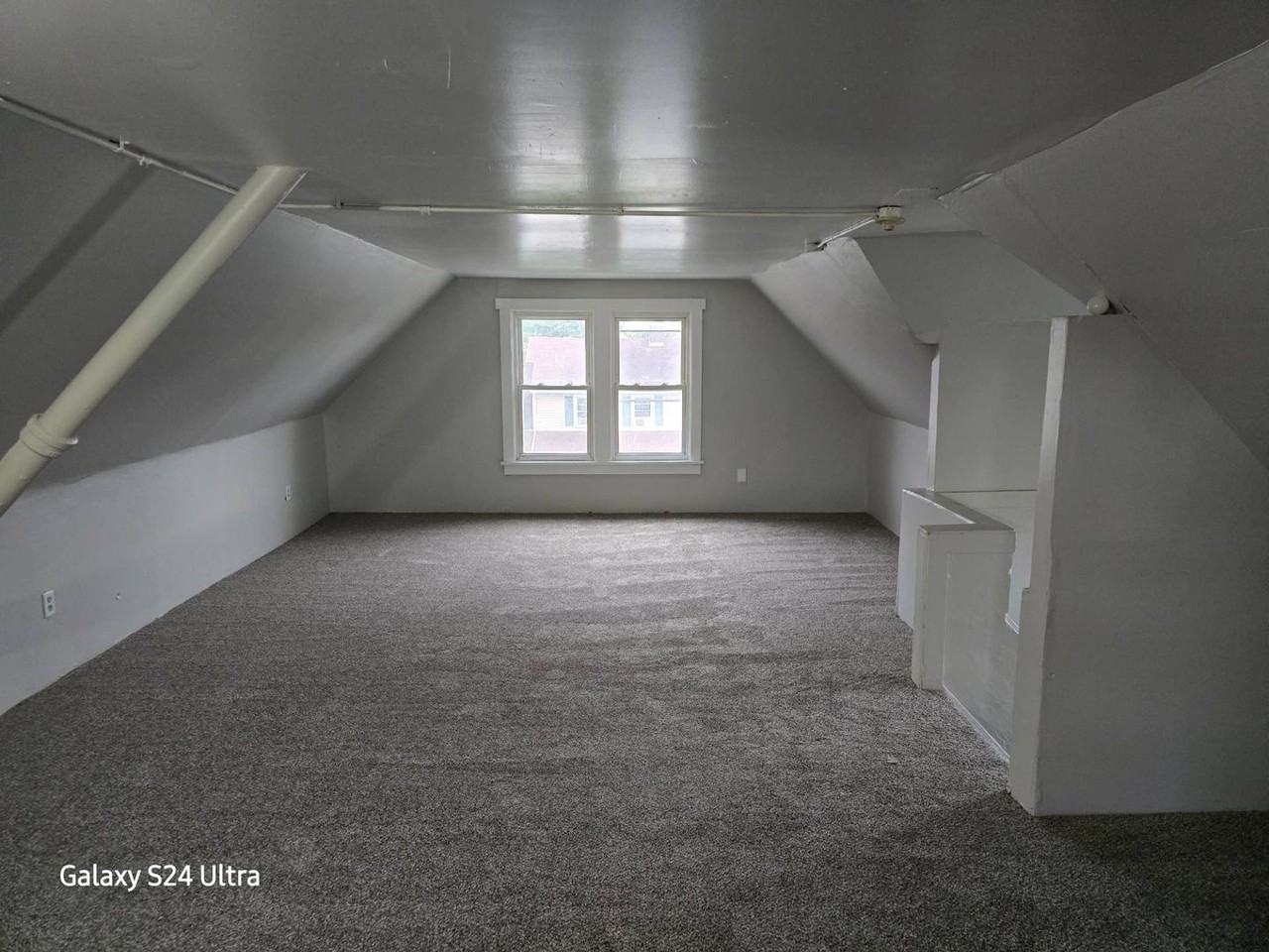 11205 Continental Ave - Photo 3 of 11