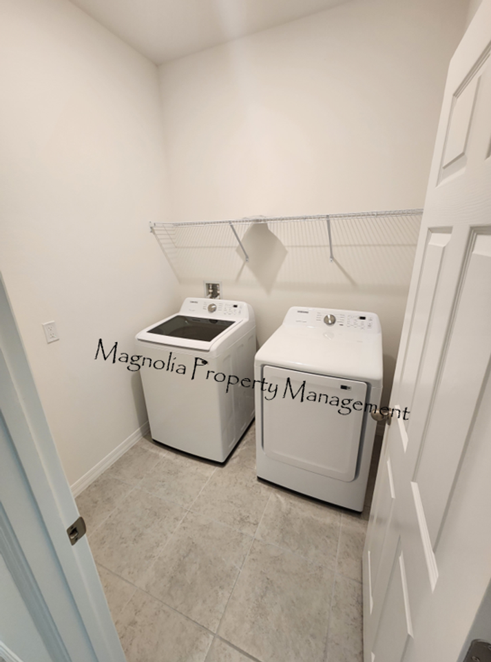 768 Richmond Estate Ave - Photo 4 of 12