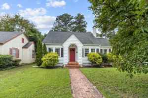 featured image of 415 Cape Fear Ave
