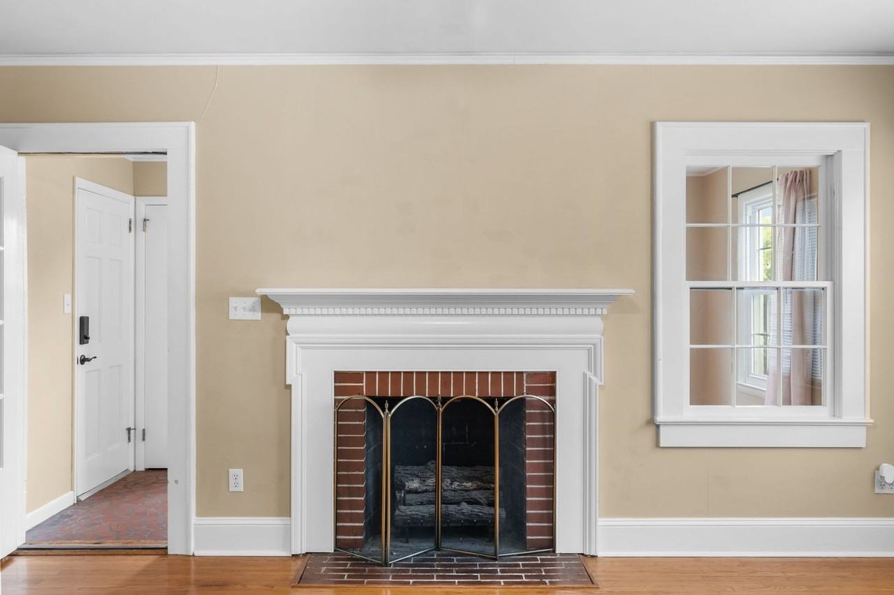 415 Cape Fear Ave - Photo 6 of 44