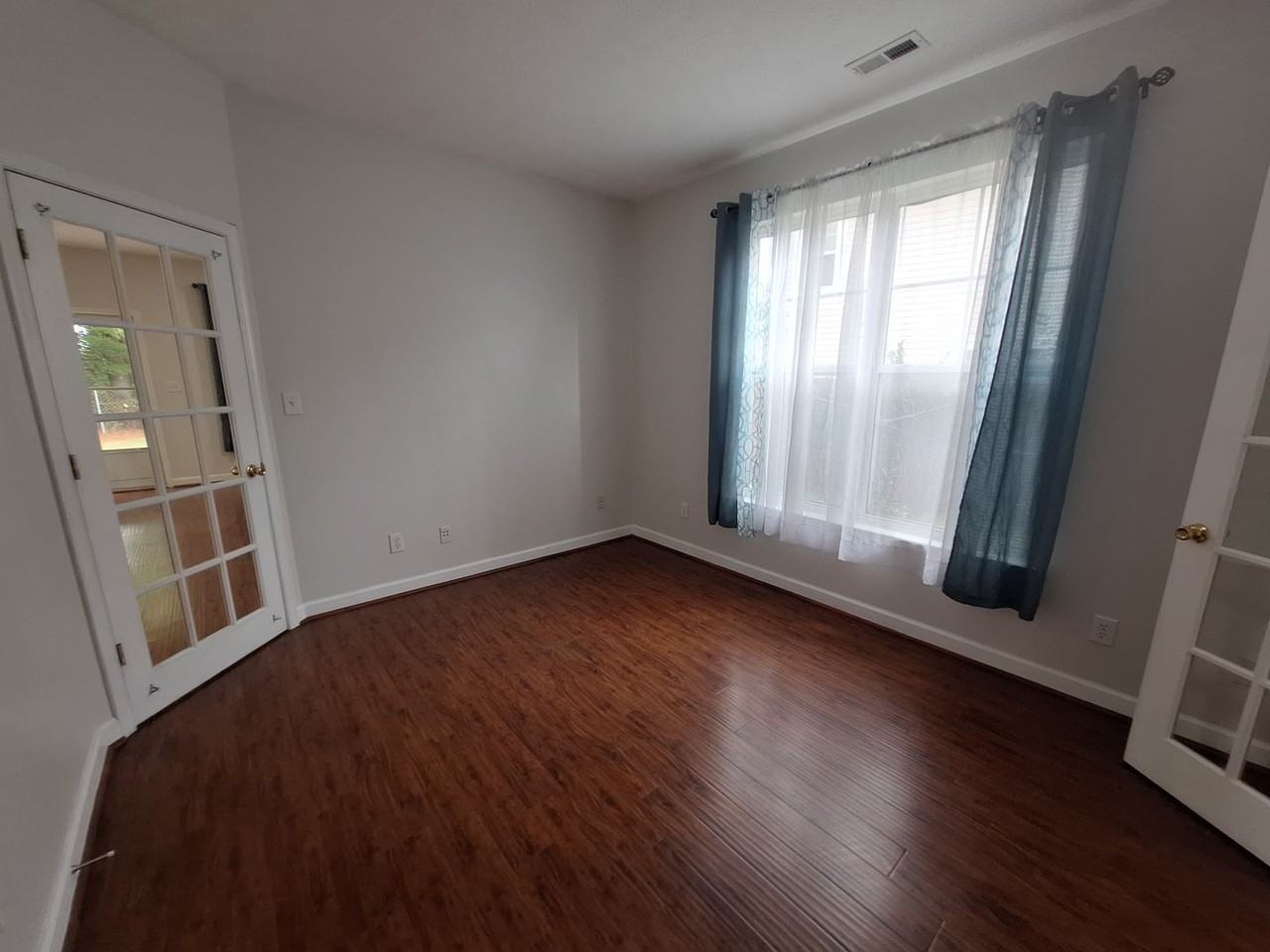 113 Brightwood Ter - Photo 4 of 37