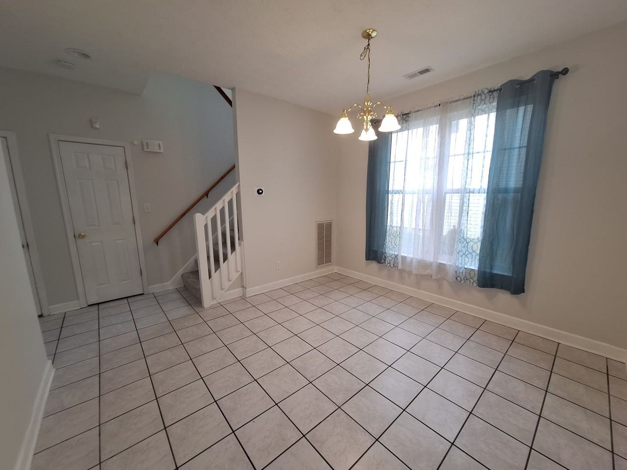 113 Brightwood Ter - Photo 7 of 37