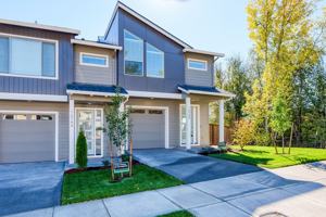 featured image of 16740 16740 SE Rebstock Ln