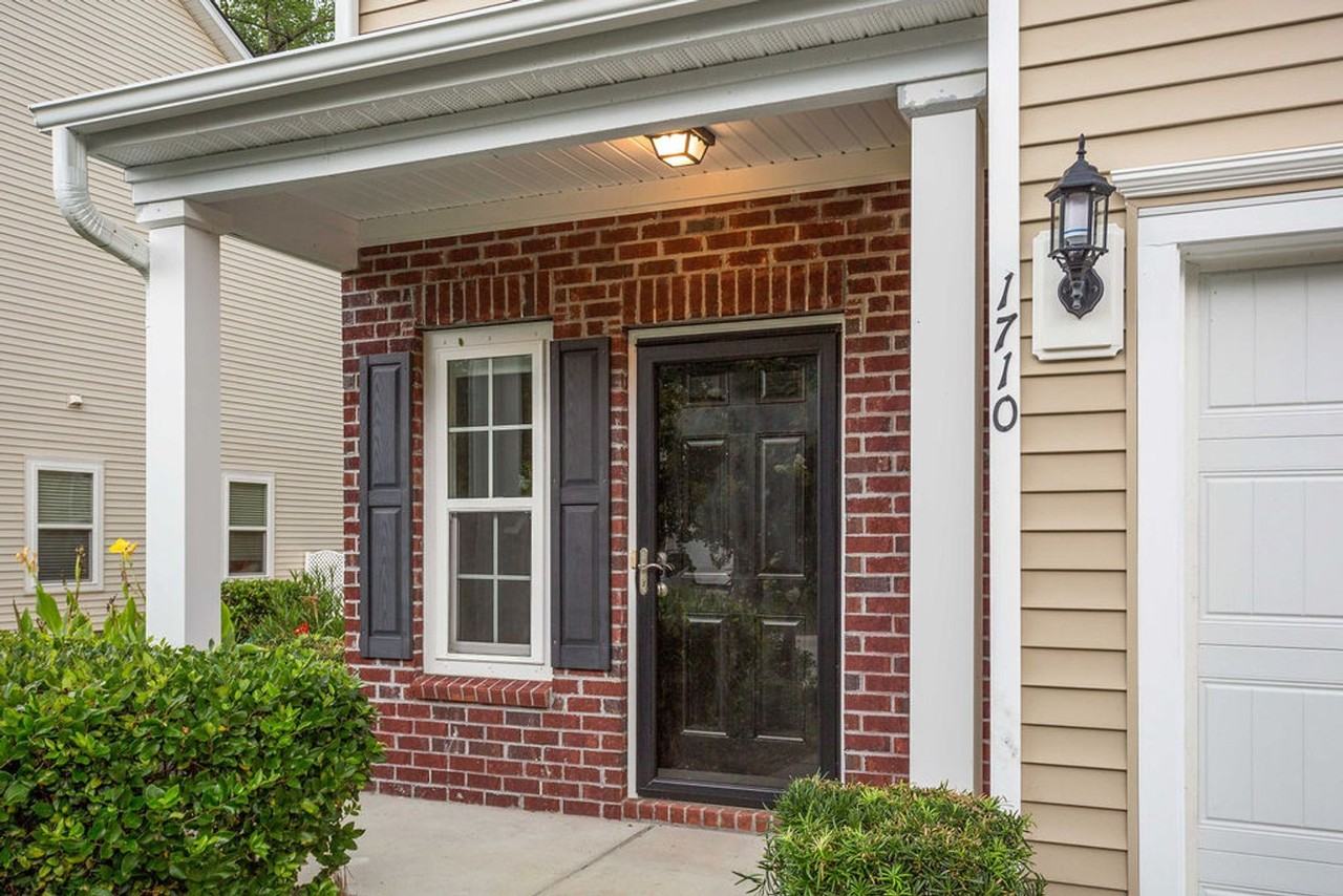 1710 Restoration Ct - Photo 3 of 27