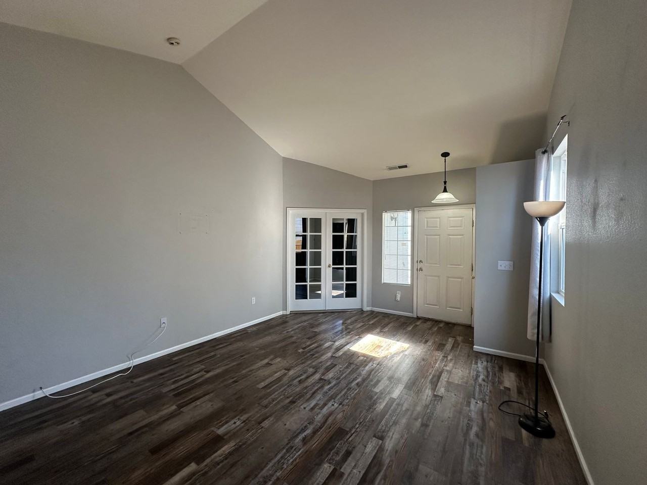 5196 Mountain Air Cir - Photo 4 of 14
