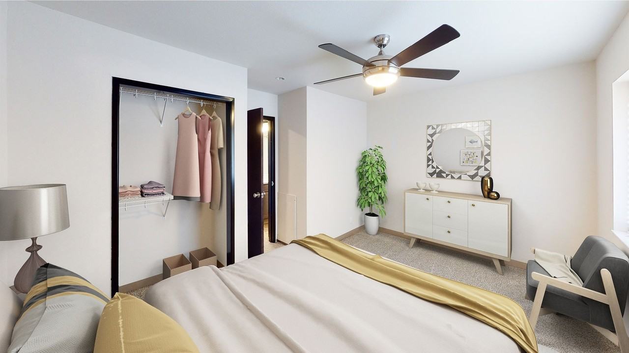 208 S. Hyland - Photo 4 of 16