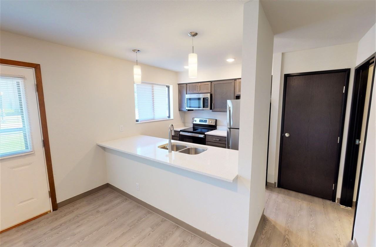 214 S. Hyland - Photo 6 of 14