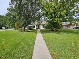 218 Foxwood Ct - Photo 1 of 1