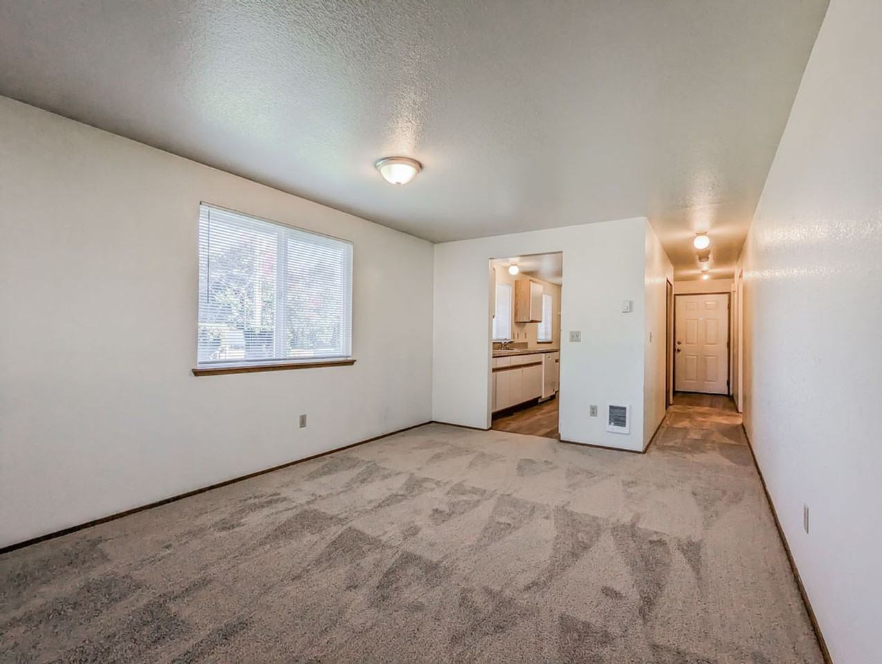 9724 272nd Pl NW - Photo 3 of 9