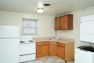 1883 University Cir - Photo 1 of 1