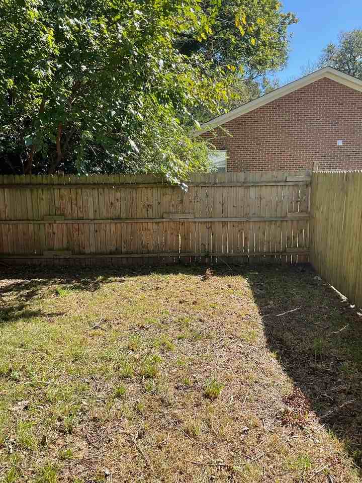 D9550L - Photo 3 of 9