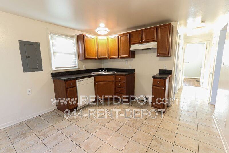 817 Prosperity Ave - Photo 4 of 15