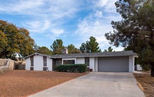 featured image of 2955 Huntington Drive