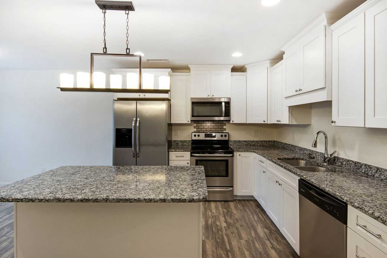 116 Brickyard Ln - Photo 5 of 26